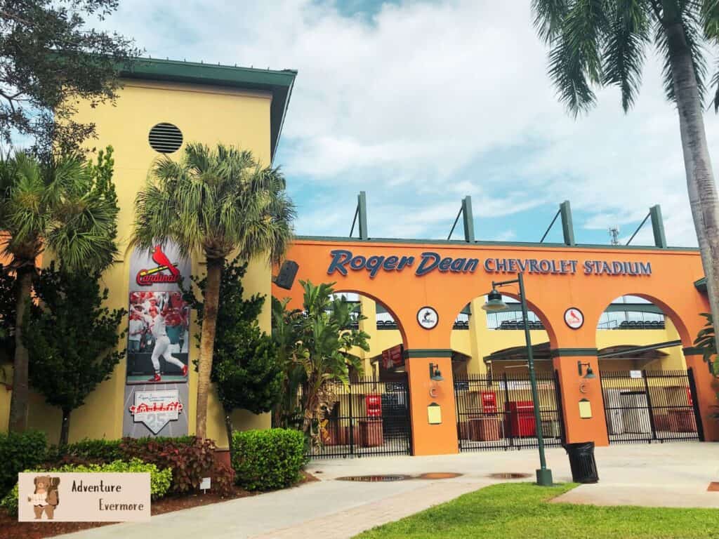 Abacoa is a fun little neighborhood/mini little town to explore and maybe attend some events. 