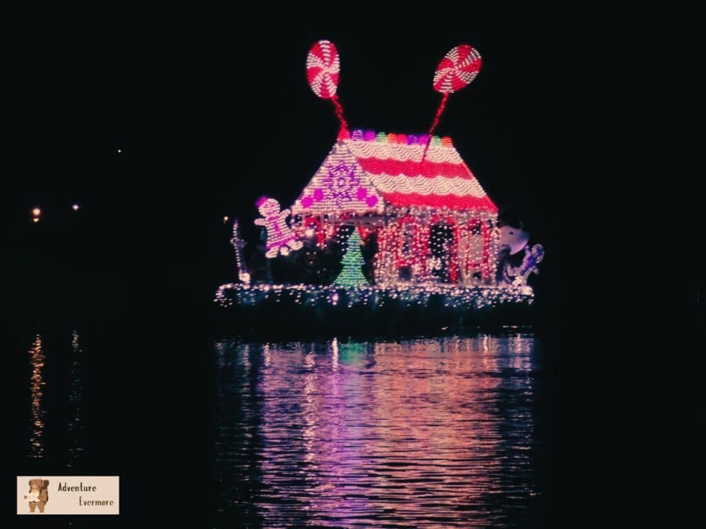 Last time I watched the Holiday Boat Parade, I went to the North Palm Beach Country Club and sat on the side of one of the fairways to see the boats. 