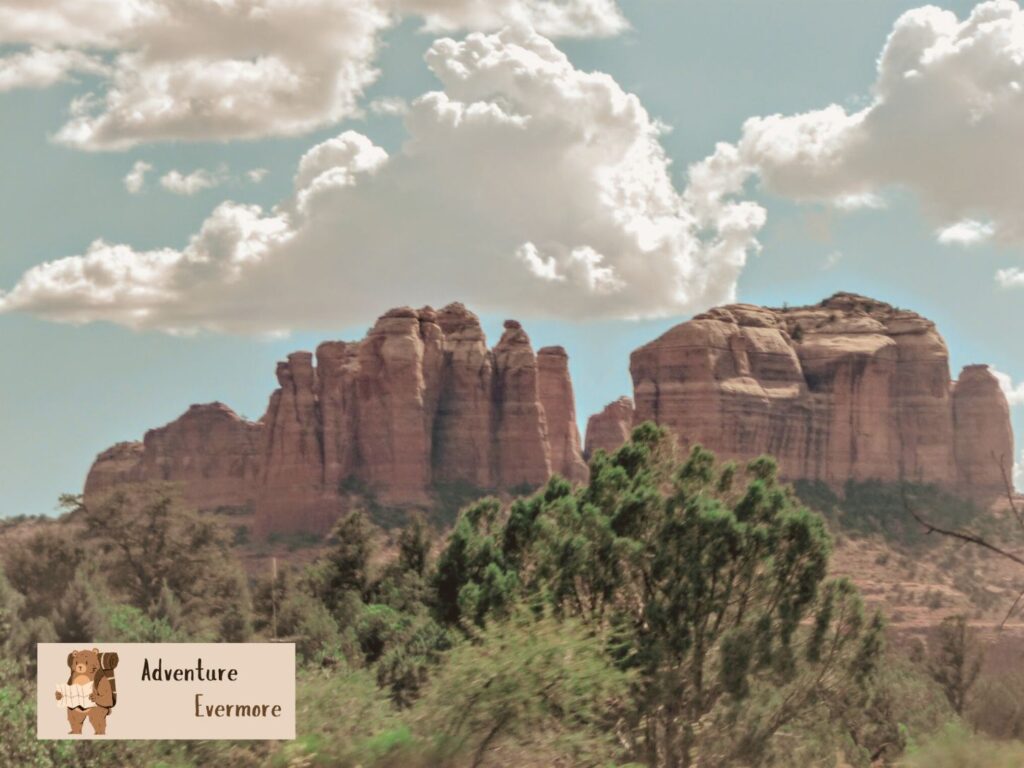 Sedona is one of the most popular day trips from the Phoenix area, and its the perfect stop on a drive up to the Grand Canyon. 