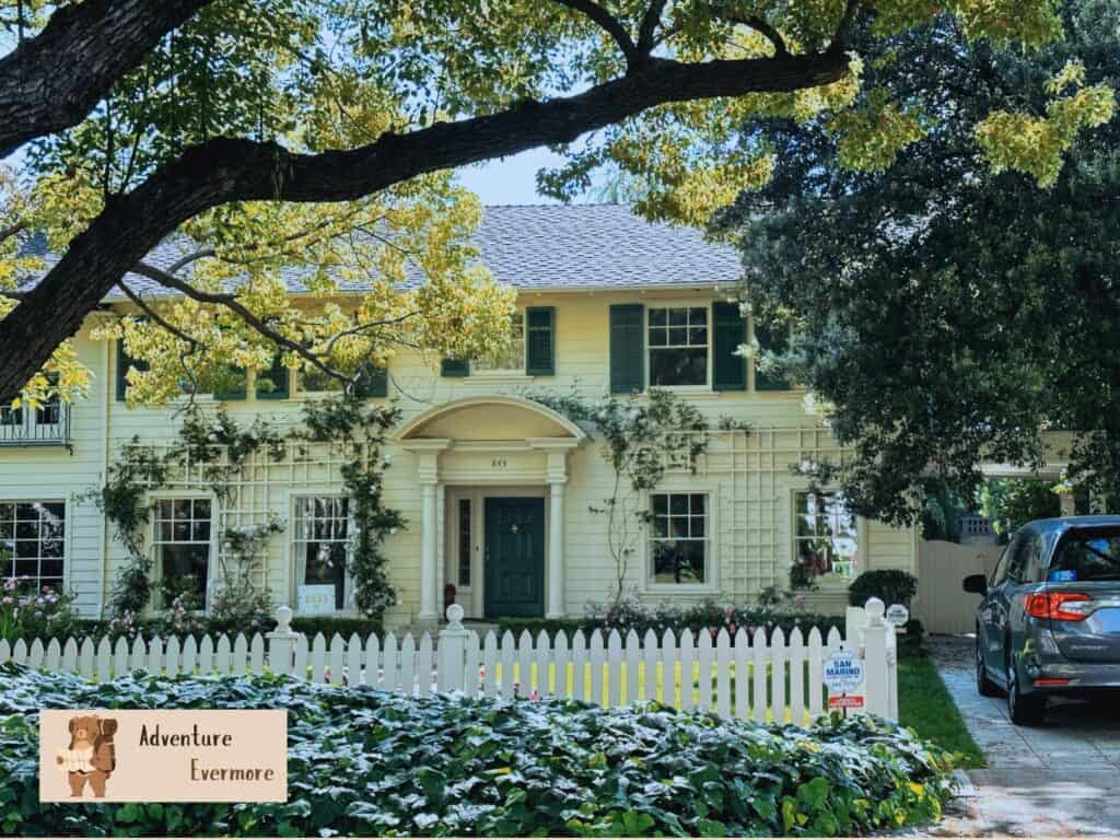The Big Bang Theory isn't the only filming location here, the Father of the Bride house is also located here. 