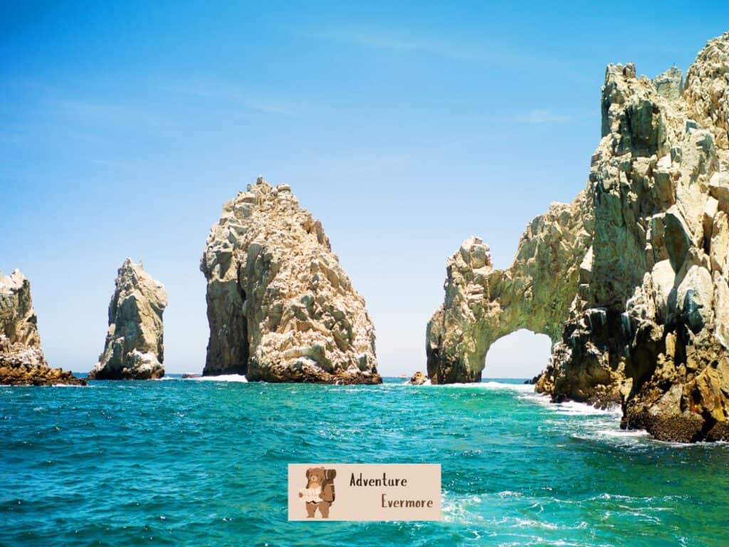 There are two different options for how to get to the arch of Cabo San Lucas.
