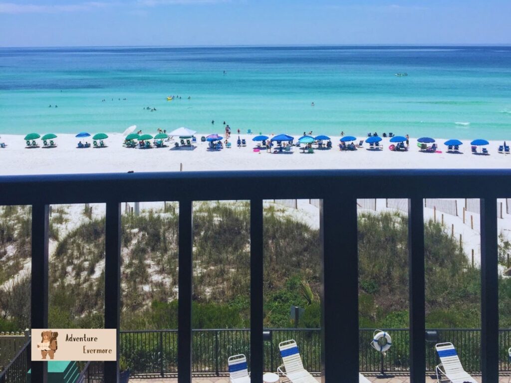 I think Pensacola is better than Destin but you don't have to choose one or the other since they're so close. 